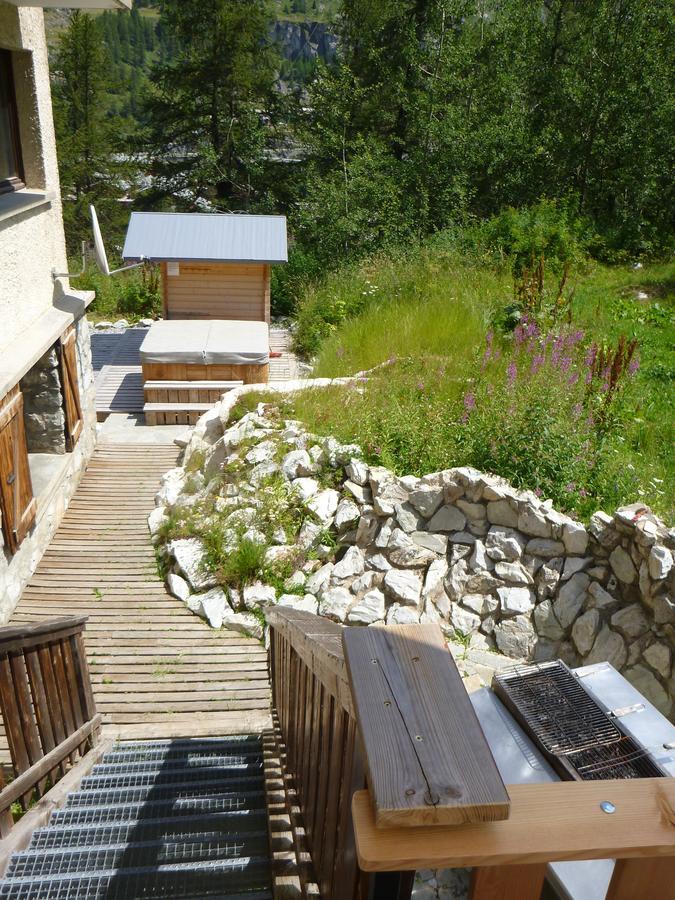 Chalet Les Melezes Bed and Breakfast Tignes Εξωτερικό φωτογραφία