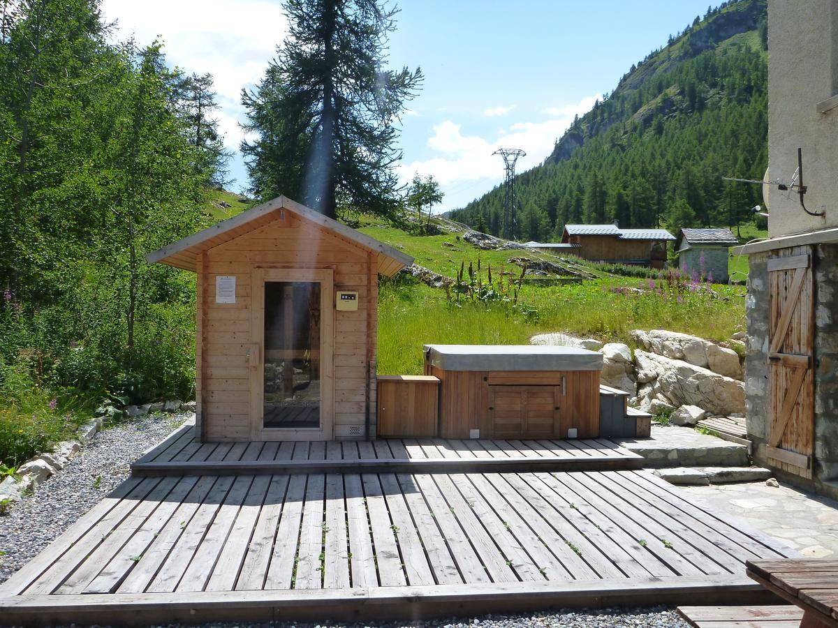 Chalet Les Melezes Bed and Breakfast Tignes Εξωτερικό φωτογραφία
